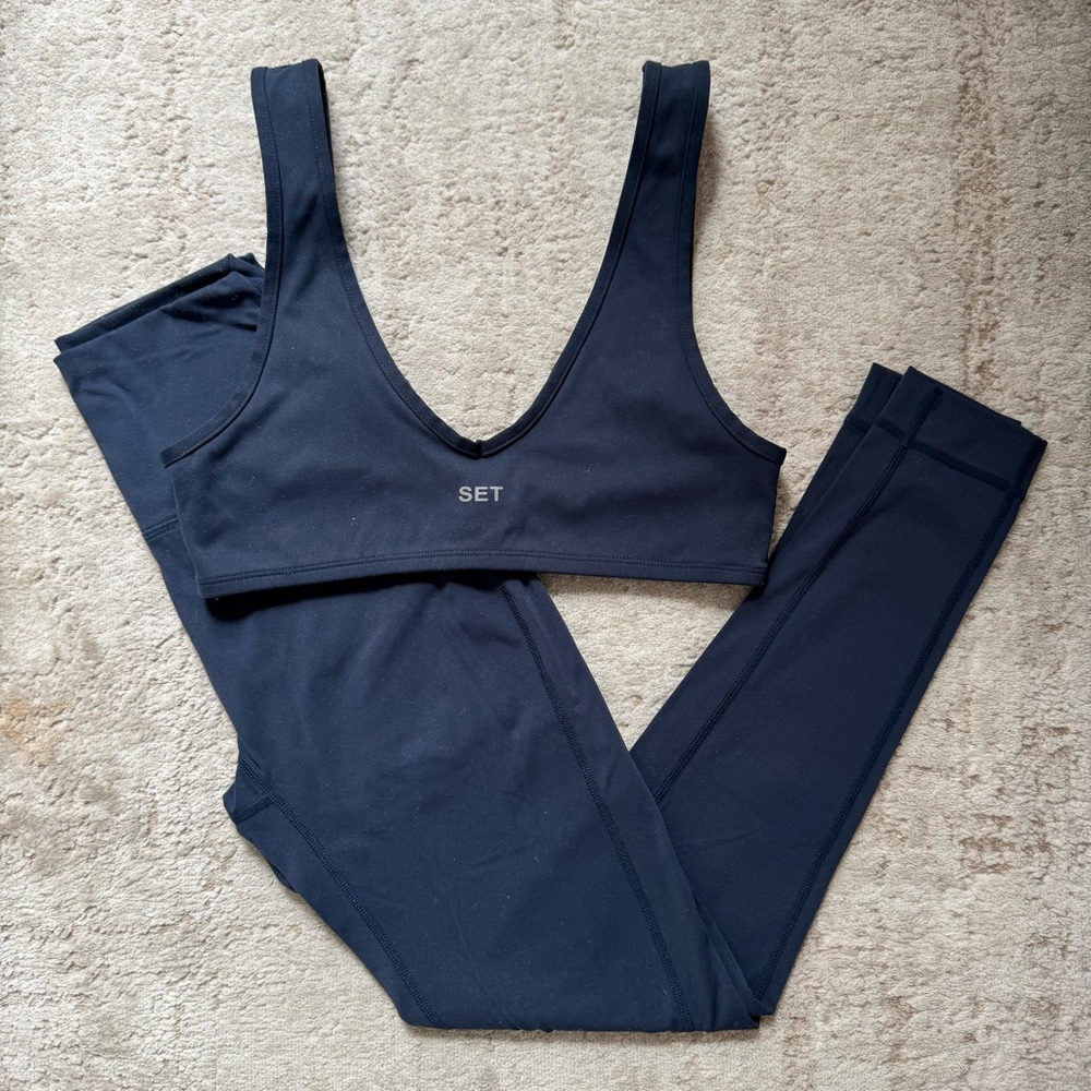 SET Active Two Piece Set
